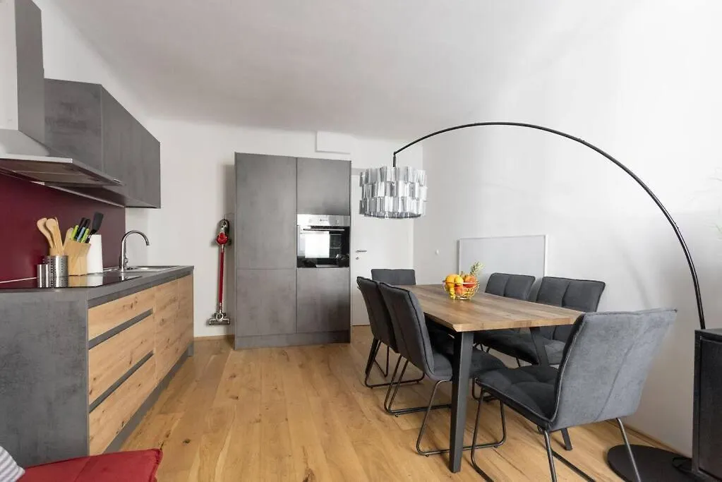 New Shalalaliving Vienna - Lovely Family Home Near Schoenbrunn - Pg 0*,  Austria