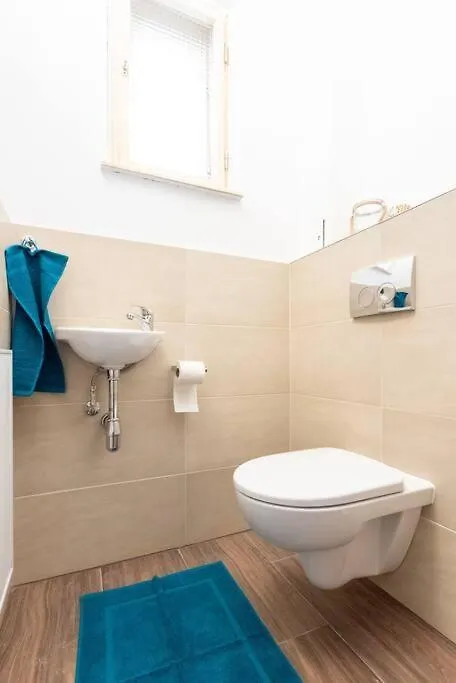 New Shalalaliving Vienna - Lovely Family Home Near Schoenbrunn - Pg 0*,  Austria